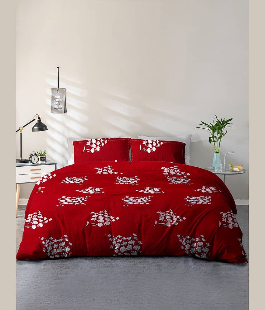 Cortina Microfiber 1 Double Queen Bedsheet with 2 Pillow Covers ( Maroon )