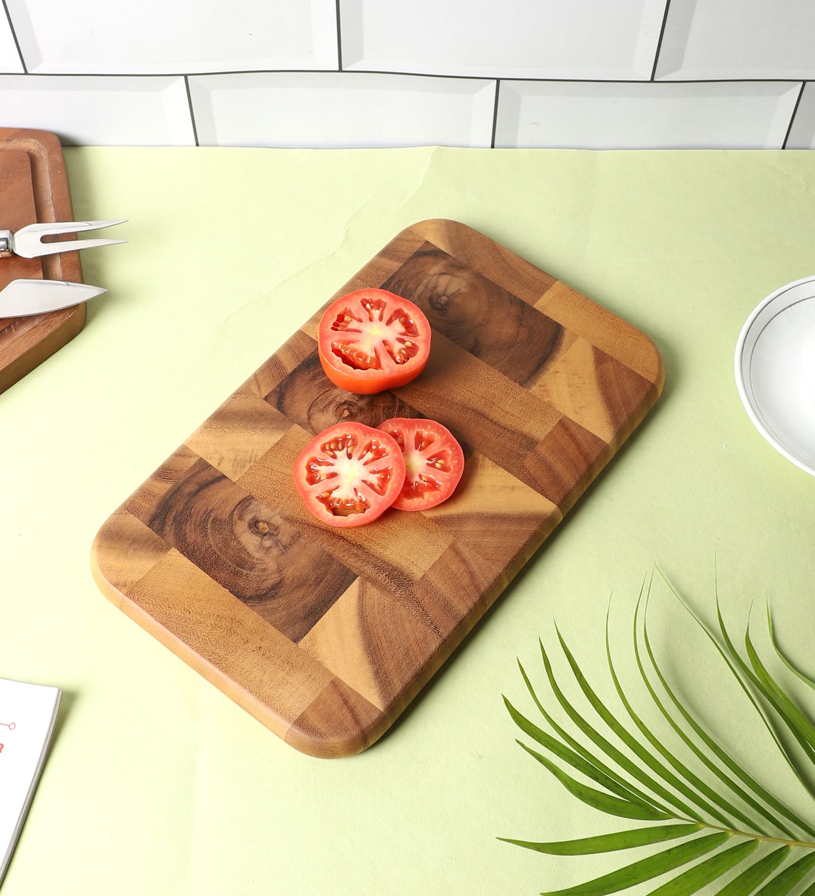 NATURALLYOURS WOODENWARES - Rectangular Board (L-28 X W-16 X H-2 CM)