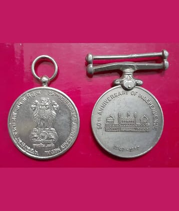 Extremely Rare 25th Anniversary & 50th Anniversary of Independence Set of 2 Beautiful Medal Excellent Condition Hard to Find