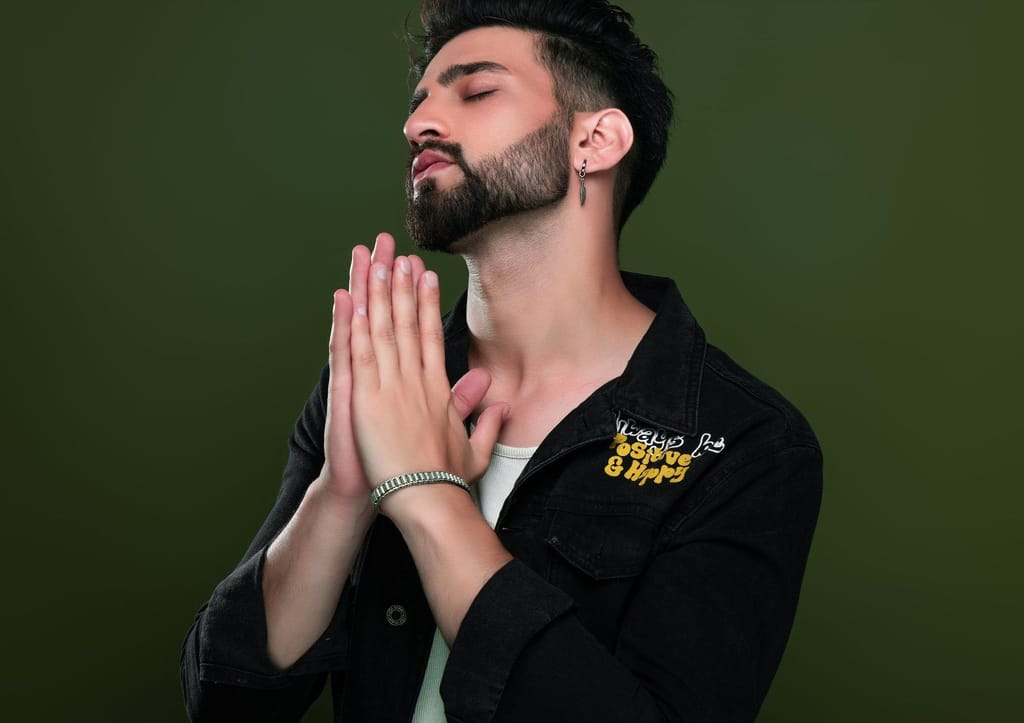 Revolving Om Barrel Bracelet