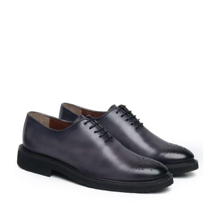 Lightweight Oxford Shoes Grey Leather Whole Cut/One Piece Medallion Toe By Brune & Bareskin-40/6