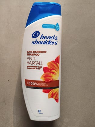 head& Shoulders Anti-dandruff Shampoo Anti- Hairfall Strengthens hair From root to tip Up To 100% dandruff Protection Clinically proven 