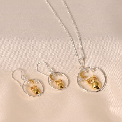Chrowl Pendant Set with chain