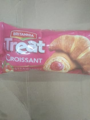 Britannia croissant strawberry 45g