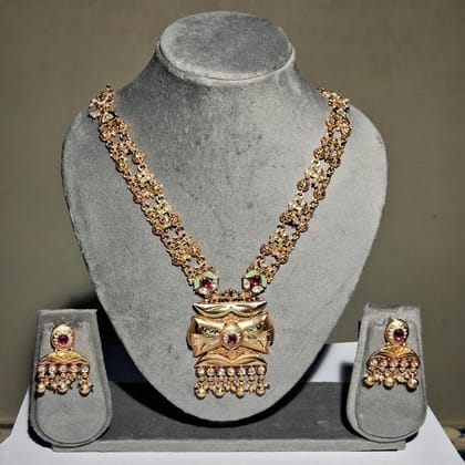 NECKLACE RAJ