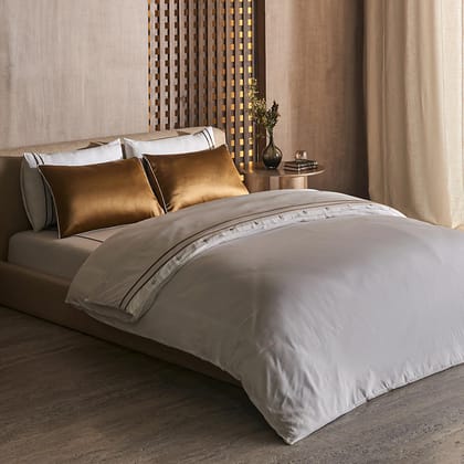DDECOR - Astoria Collection 100% Cotton Plain & Texture Pattern 180TC Super King Bedsheet |274 CM X 274 CM| - Gold