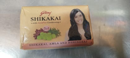 Godrej Shikakai, amla and bhringraj soap