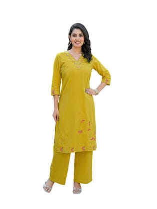 Women Solid Color Kurta Set with Dupatta | Graceful Traditional Outfit for Special Occasions