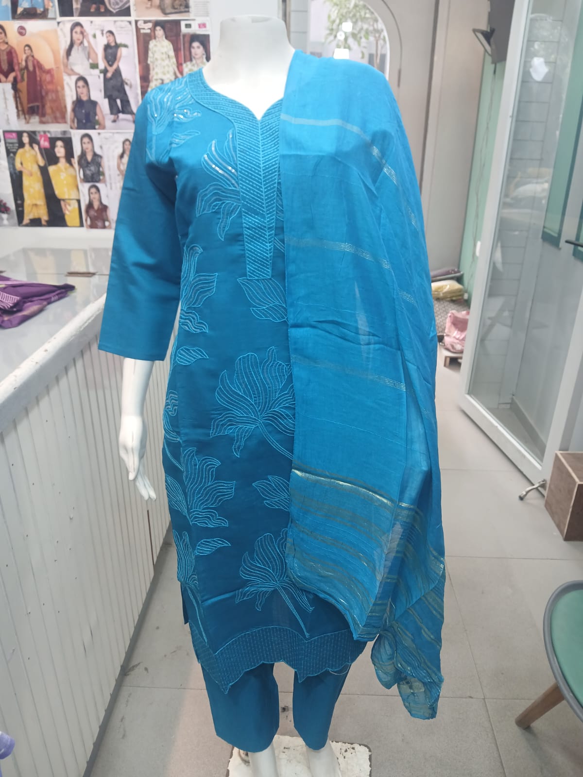  Kurtis Dupatta set