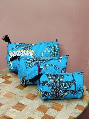 Set of 3 cosmetic bag/pouches with waterproof lining