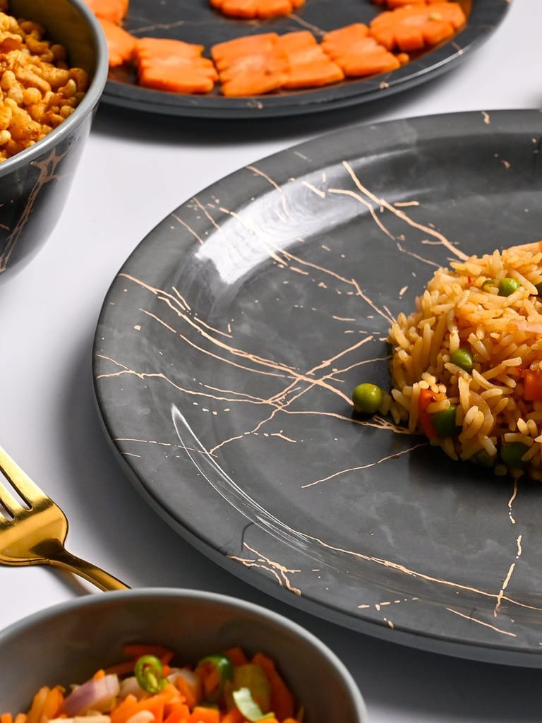 MARKET99 Grey Static Dinner Set