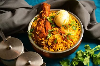 Chicken Biryani [Regular, 2 Pieces, 650 Grams]