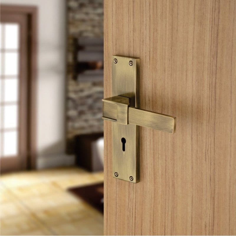 BUCKLER Zinc Alloy-4098-Silver 8 Inch Mortise Handle set-70MM Double Turn Bullet Lock (Gold Antique)