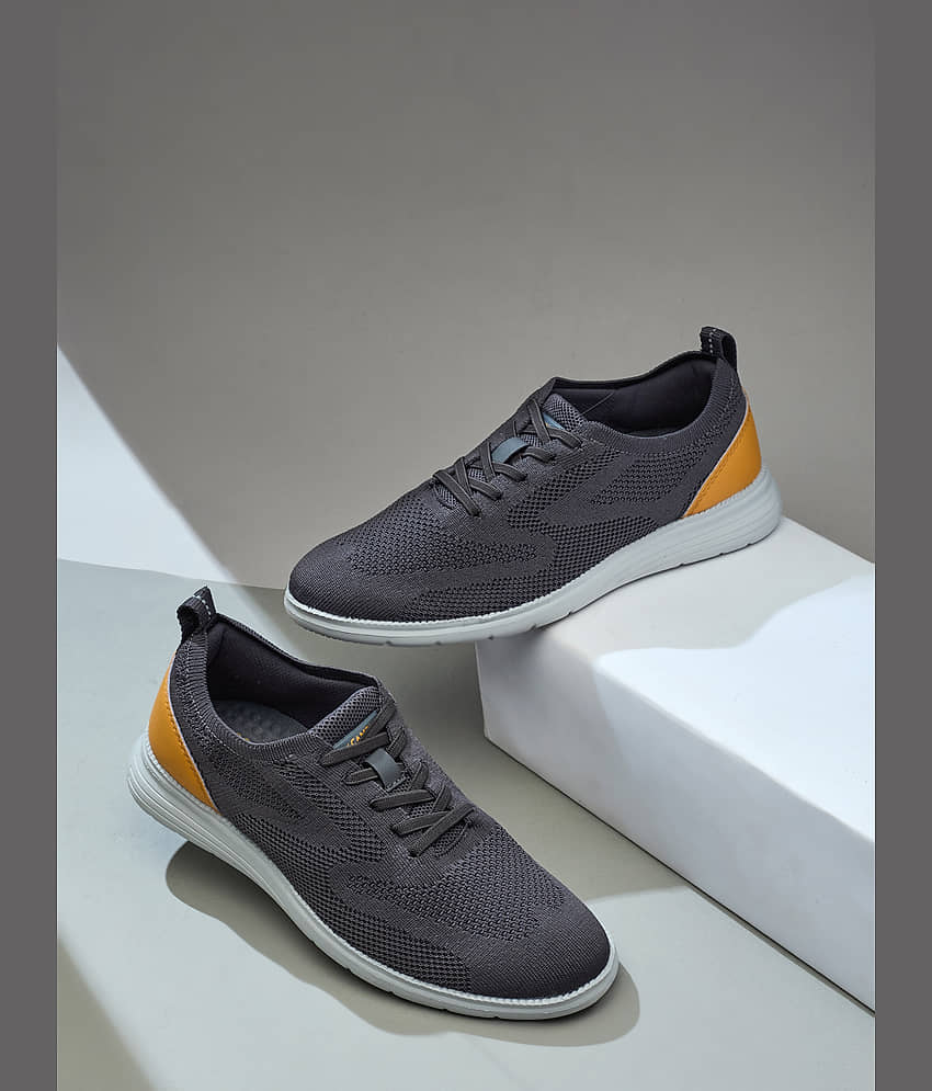 Campus PLUNGE Light Grey Men's Sports Running Shoes