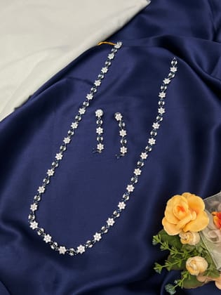 Medium Long Stone Necklace White-Blue 0104