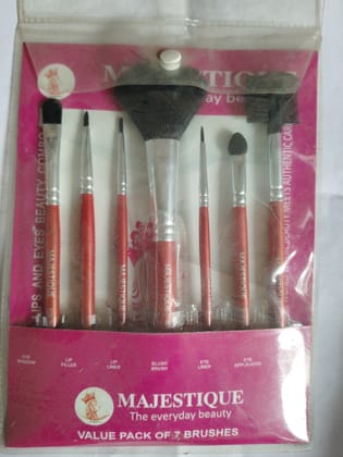 Majestique The everyday beauty Value pack of 7 brushes 