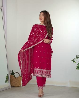 Raspberry Pink Pure Blooming Rangoli Silk Kurta Set with Embroidered Dupatta-xs