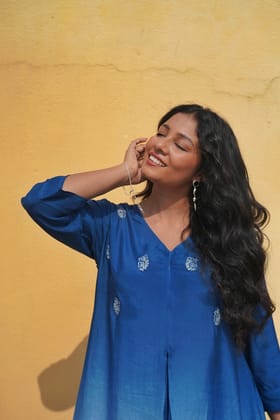 Curvy Waves: Plus-Size Ombre Dye in Shades of Serenity