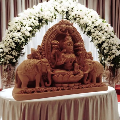 AMS Goddess Lakshmi Devi Idol Statue with Elephants for Puja, Handcrafted Hindu Religious Idols for Home Temple, Lakshmi on Lotus, Decorative Laxmi Murti for Worship, Pooja & Gifting