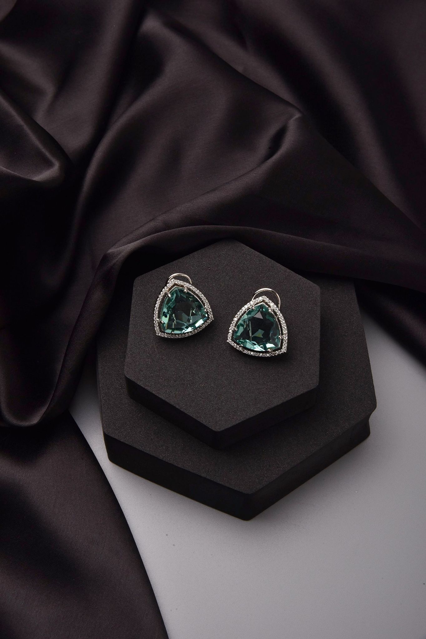 Naomi Emerald Zirconia Stud Earrings-Zirconia