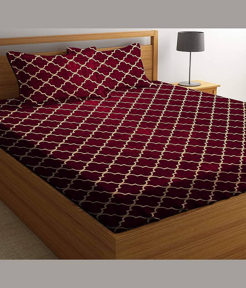 Decent Home Microfiber 1 Double Queen Bedsheet with 2 Pillow Covers ( Maroon )