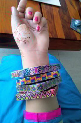 Set of 4 square bangles