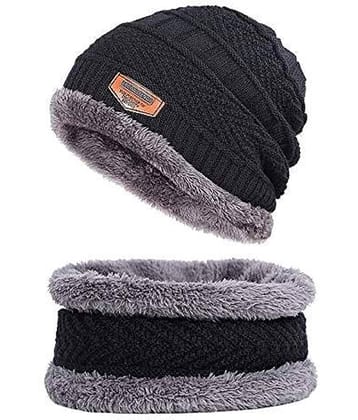 Zacharias Black Wool