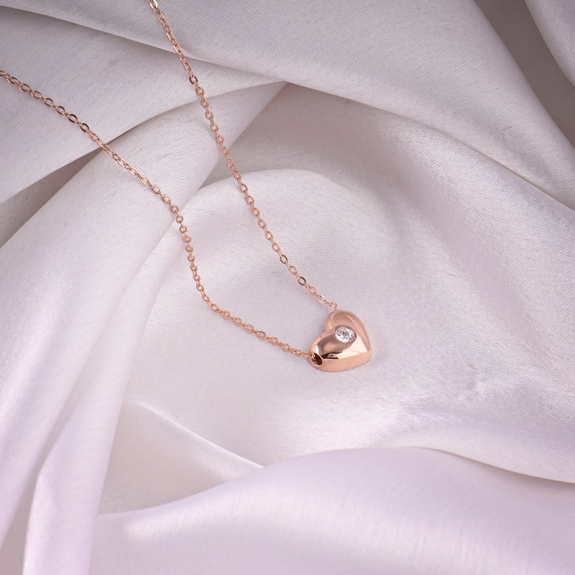 Chic Love Heart Rose Gold Pendant with Link Chain