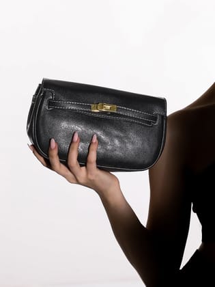 The Overlap-Curve Sling Bag - Onyx Black-Sling Bag