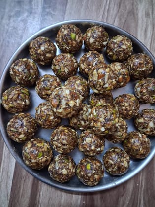 Dry fruits ladoo no Sugar no Jaggery   1 Kg