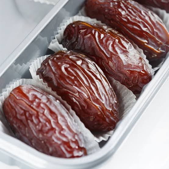 Premium Medjoul Dates  - 100g