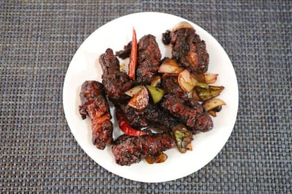 Calcutta Chilli Chicken Dry [5 Pieces]