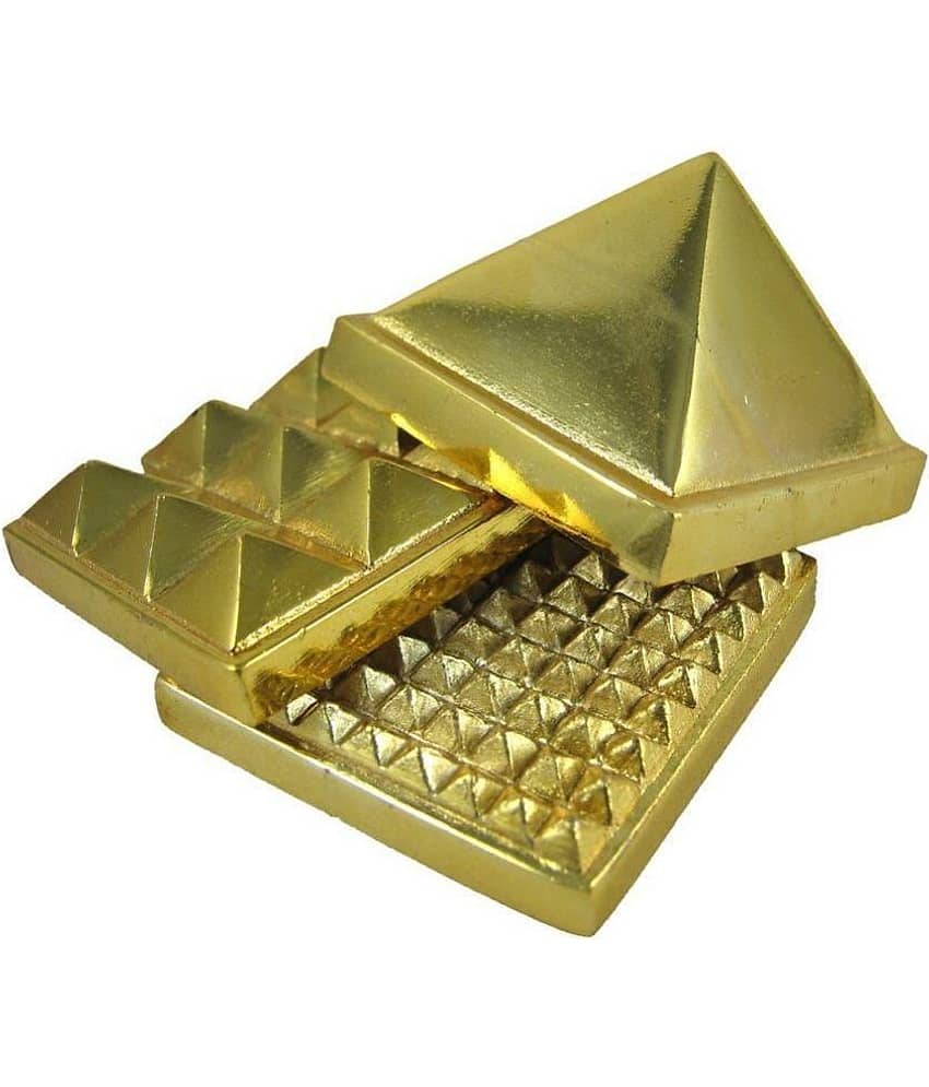 King & Queen Glossy Brass Vastu Pyramid - Set of 3