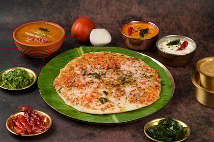 Onion Tomato Uttapam