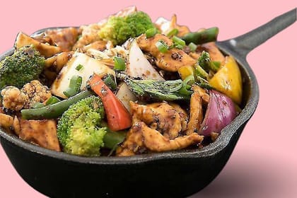 Black Pepper Chicken Stir Fry