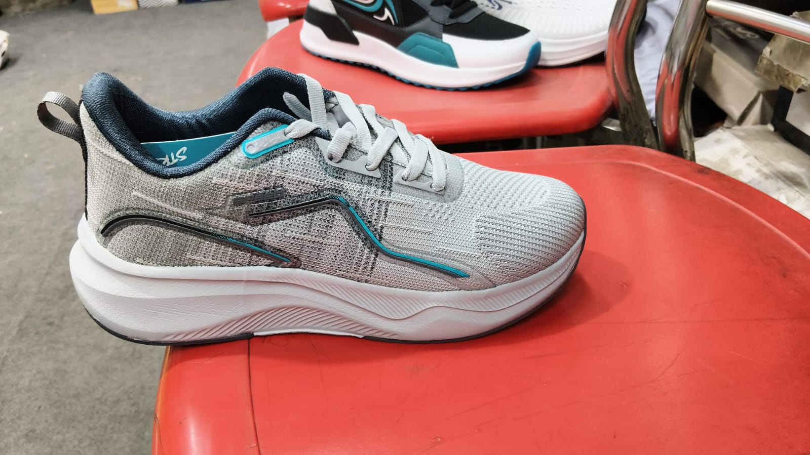 Article - power   Men's Shoes