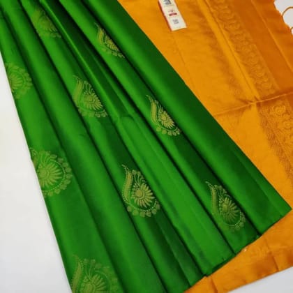Women's Borderless Kanjivaram Silk Sarees with Unstitched Blouse (Green)