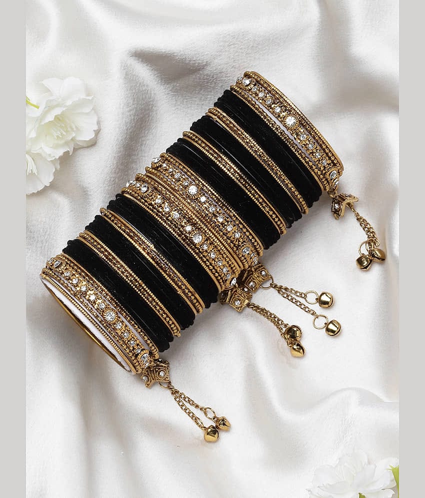 Zeneme Black Bangle Set ( Pack of 1 )