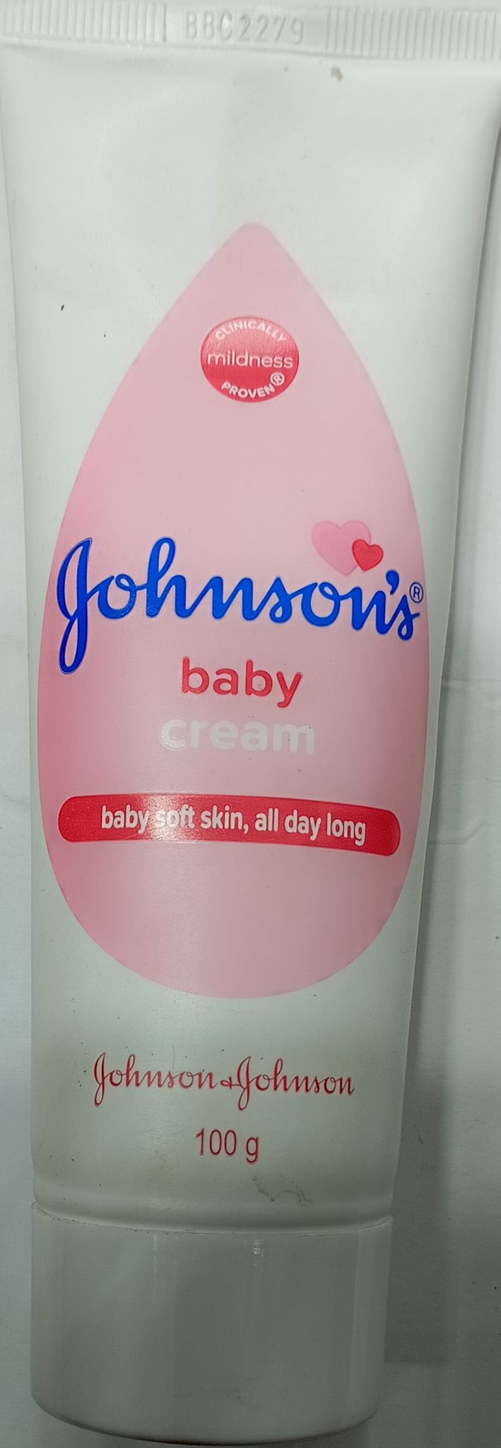 Johnson baby cream baby soft skin all day long 100 g