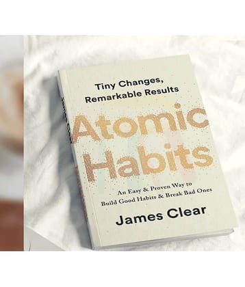 Atomic Habits (English Paperback by James