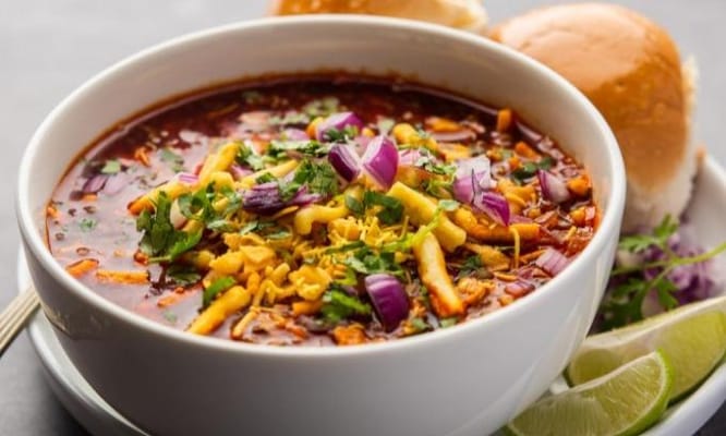 Krishnankita Misal House