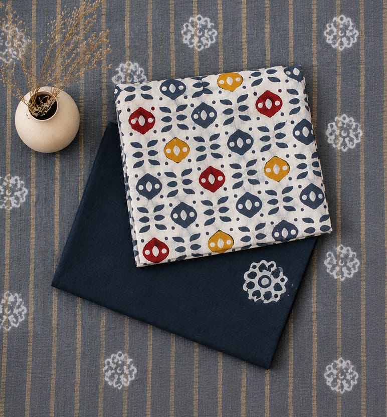 Handcrafted Batik Print 3 Piece Unstitched Cotton Suit Set
