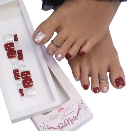 TOE NAILS 213 - (NAIL KIT INCLUDED)