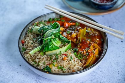 Mix Veg Hot Garlic Sauce With Veg Fried Rice