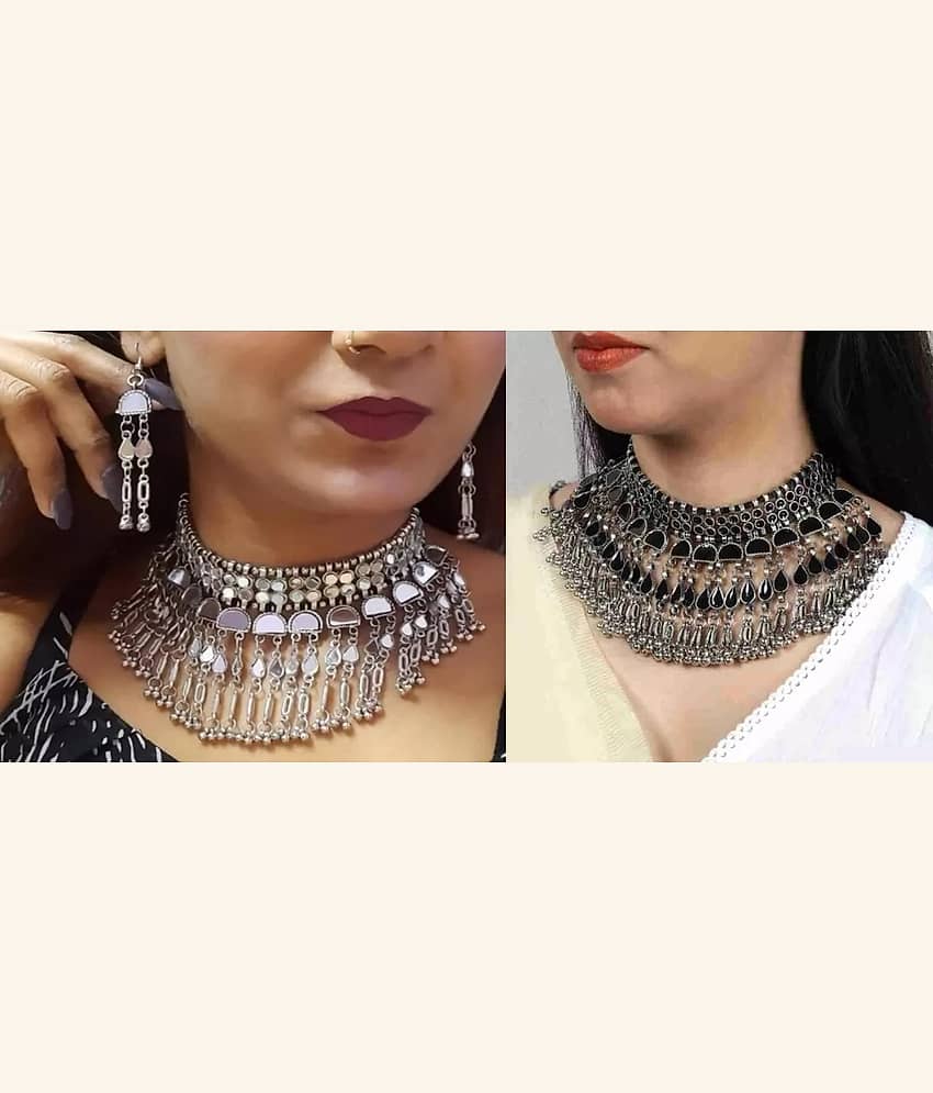 Samridhi DC Silver Alloy Necklace Set ( Pack of 1 )