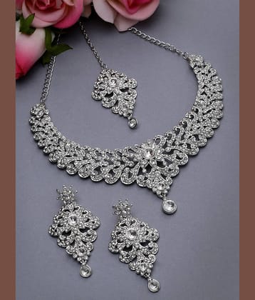 Sukkhi Silver Alloy Necklace Set ( Pack of 1 )