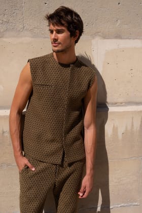 GEO JACQUARD SLEEVELESS JACKET-XS / Multi