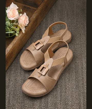 Footloose Beige Women's Flats