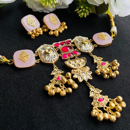 Nayaab Uma Neckpiece