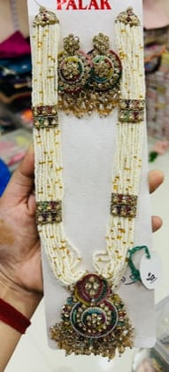trending necklace for girls